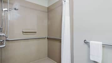Baignoire, serviettes fournies