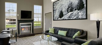 Super 8 by Wyndham Strafford/Springfield Area