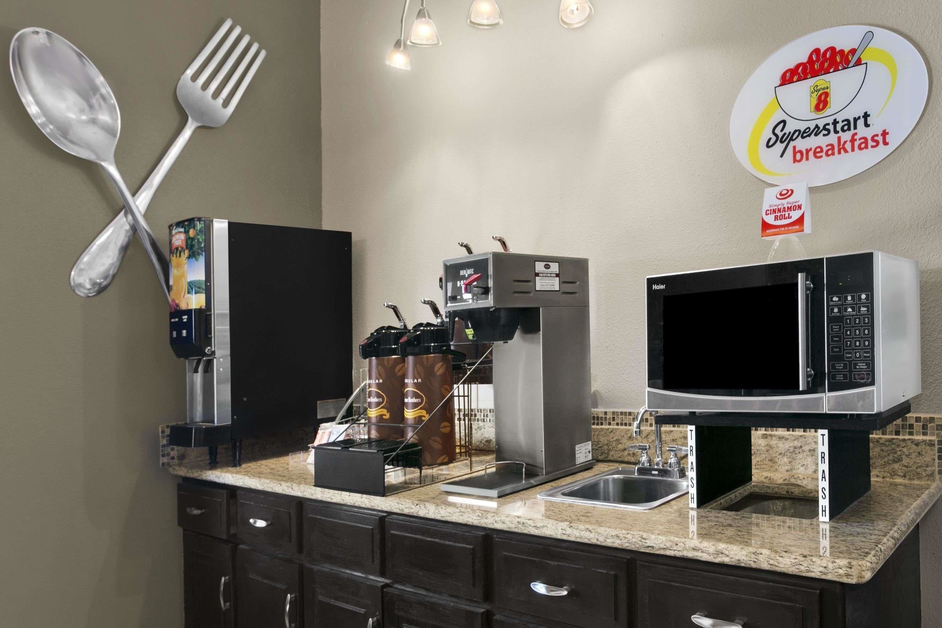 Free daily on-the-go breakfast