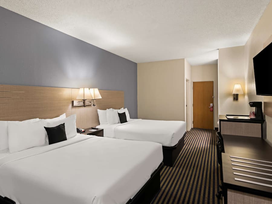 In-room safe, desk, blackout curtains, rollaway beds