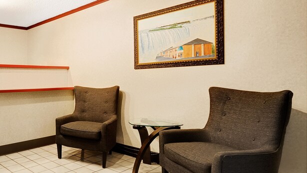 Lobby - Super 8 by Wyndham Kenmore/Buffalo/Niagara Falls Area (Buffalo)