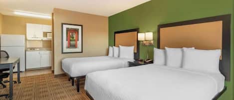 Room, 2 Queen Beds, Non Smoking, Kitchen