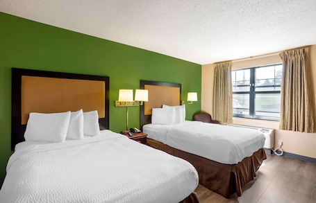 Desk, blackout drapes, iron/ironing board, free WiFi