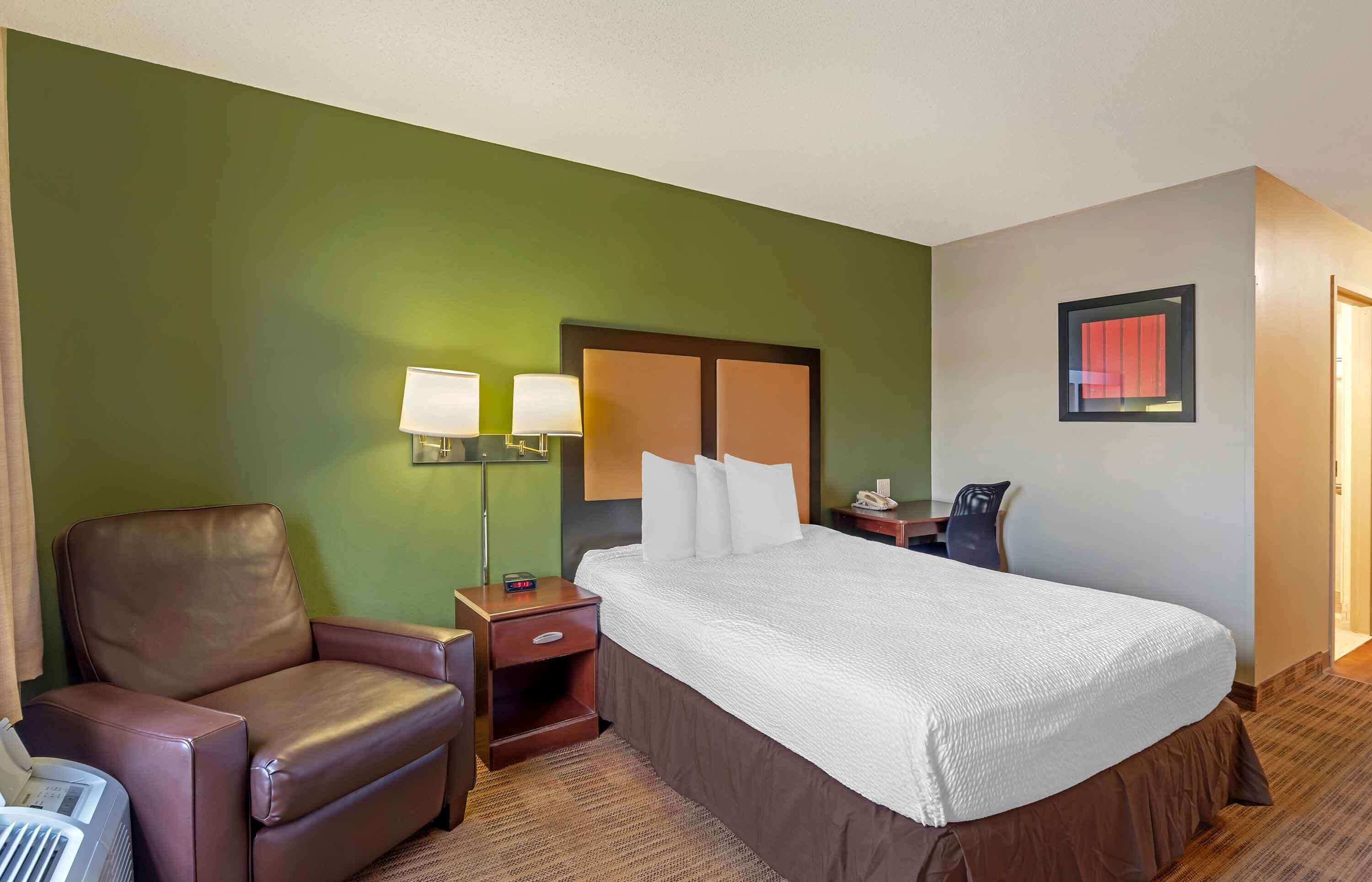 Photo - Extended Stay America Suites - Chicago - Woodfield Mall