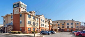 Extended Stay America Suites Chicago Woodfield Mall