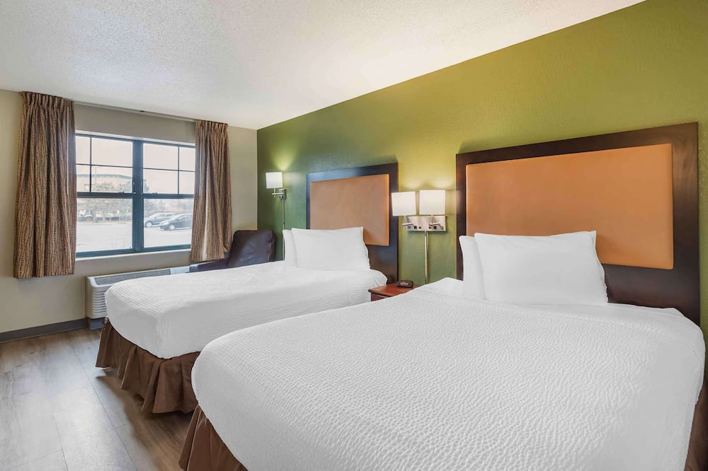 Extended Stay America Suites Chicago Woodfield Mall