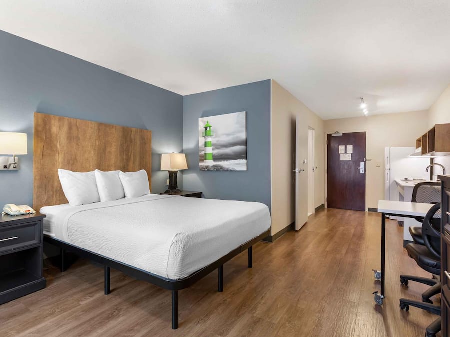 Studio, 1 Queen Bed, Accessible, Non Smoking | Desk, laptop workspace, blackout drapes, iron/ironing board