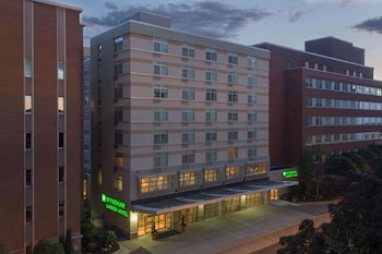 Wyndham Garden Buffalo Downtown