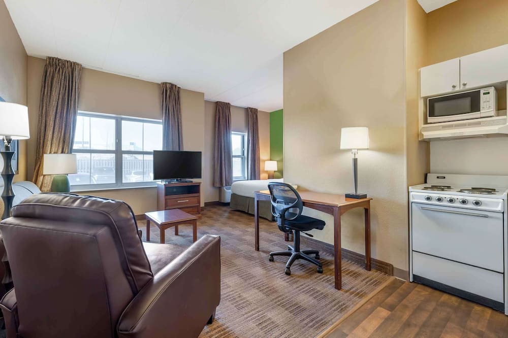 Extended Stay America Suites Chicago O'Hare Allstate Arena
