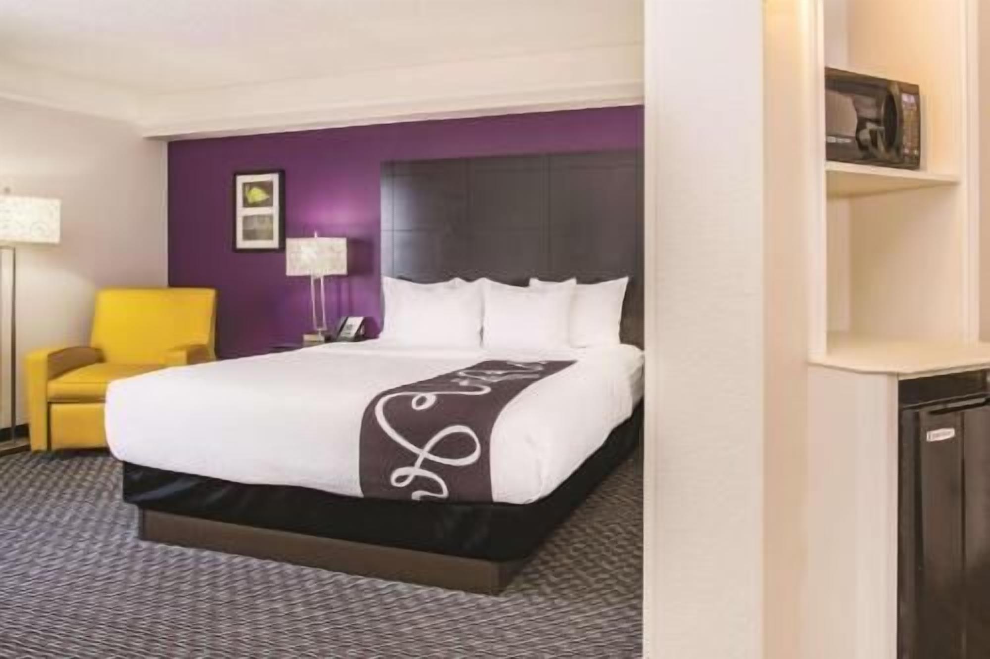 Desk, blackout curtains, iron/ironing board, free cots/infant beds