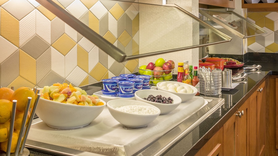 Hyatt Place Austin/Arboretum