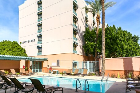 Hyatt Place Scottsdale Old Town - Image 10