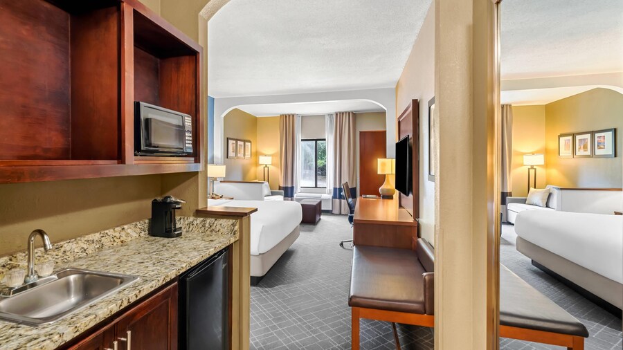 Comfort Suites Daphne - Mobile East Bay