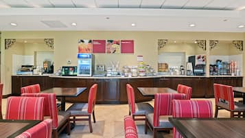 Petit déjeuner continental compris tous les jours
