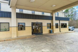 Entrée de l’hébergement