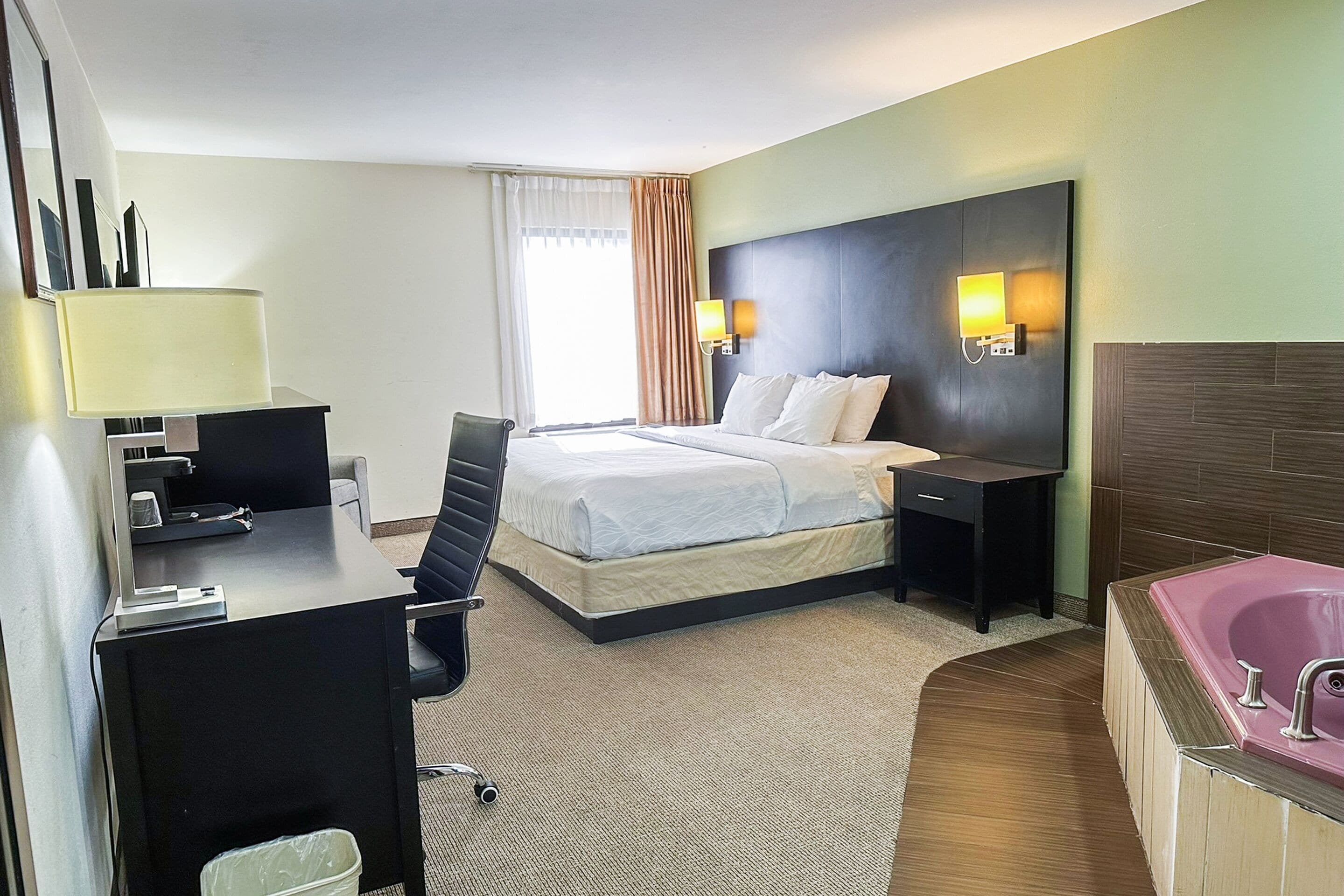 Suite, 1 Bedroom, Jetted Tub