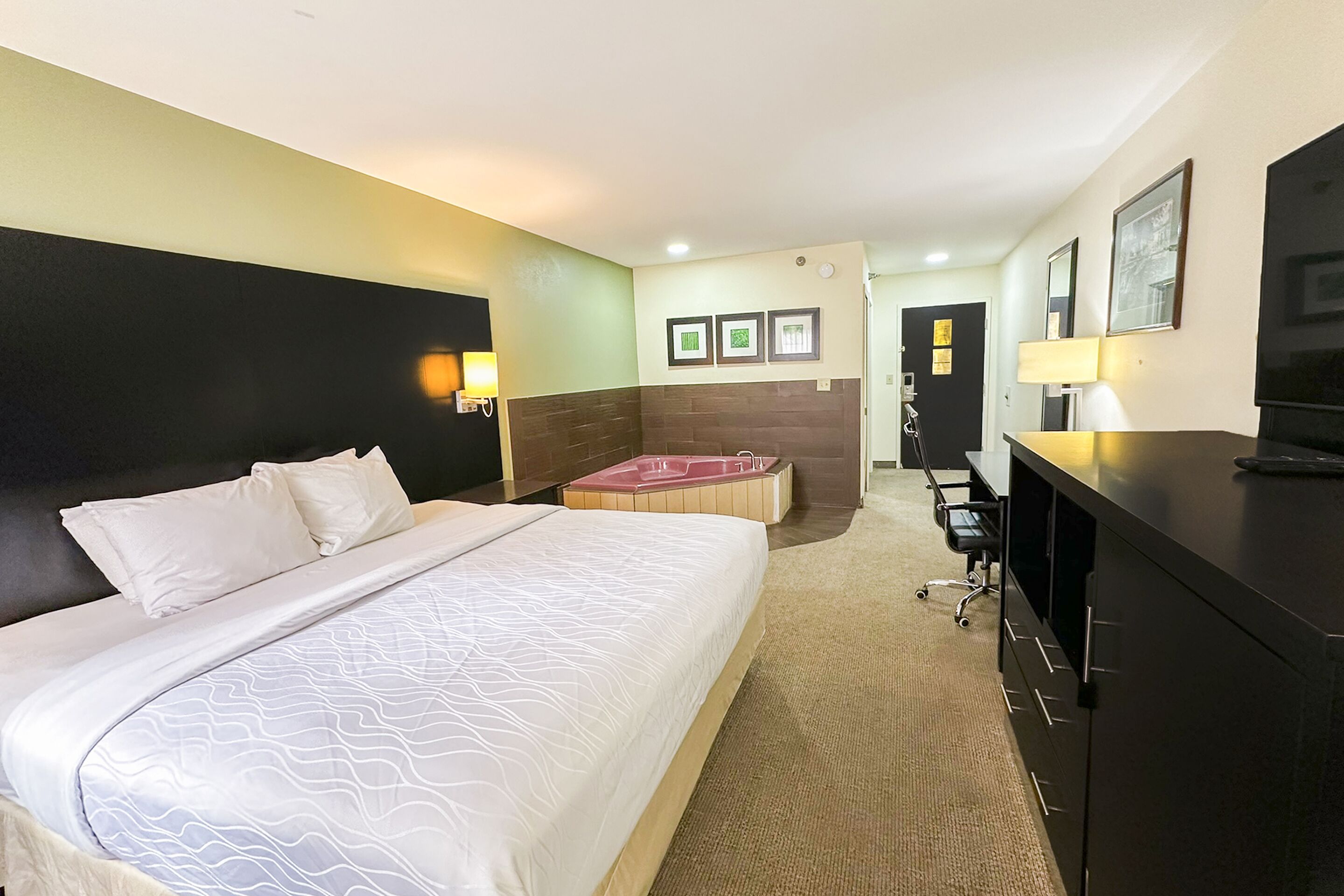 Quality Inn Rome Georgia OYO Hotel Rome West GA Reviews, Deals
