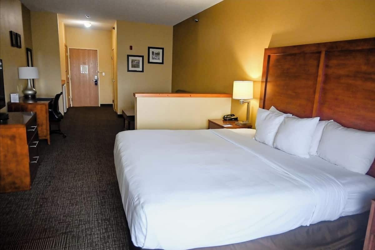 Sengetøy av topp kvalitet, skrivebord for bærbar PC og blendingsgardiner