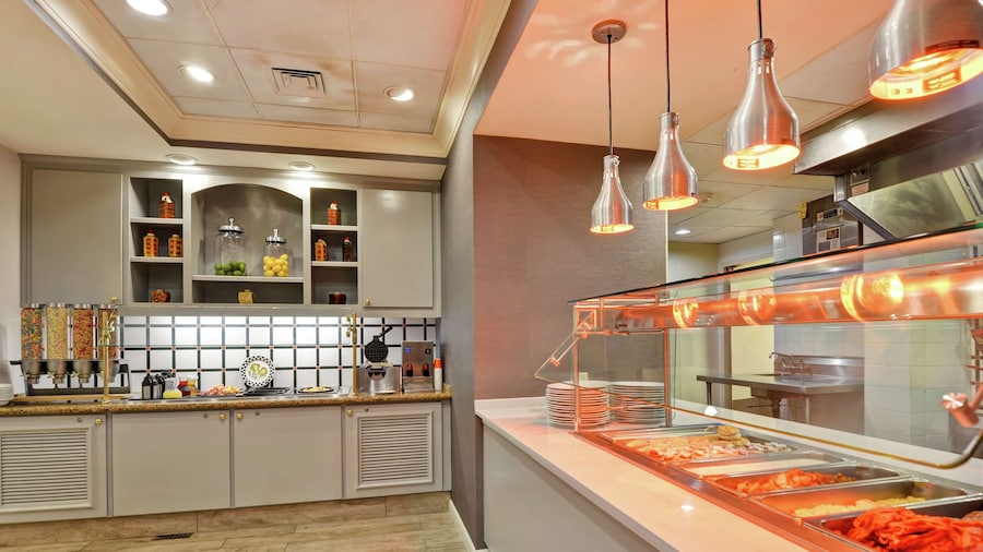 Hilton Garden Inn Mobile East Bay / Daphne