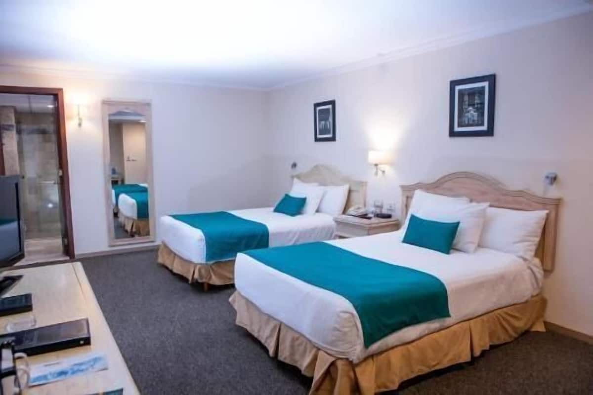 Down comforters, in-room safe, individually furnished, desk