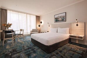 Estudi superior, 1 llit de matrimoni | Minibar i caixa forta a l'habitació 