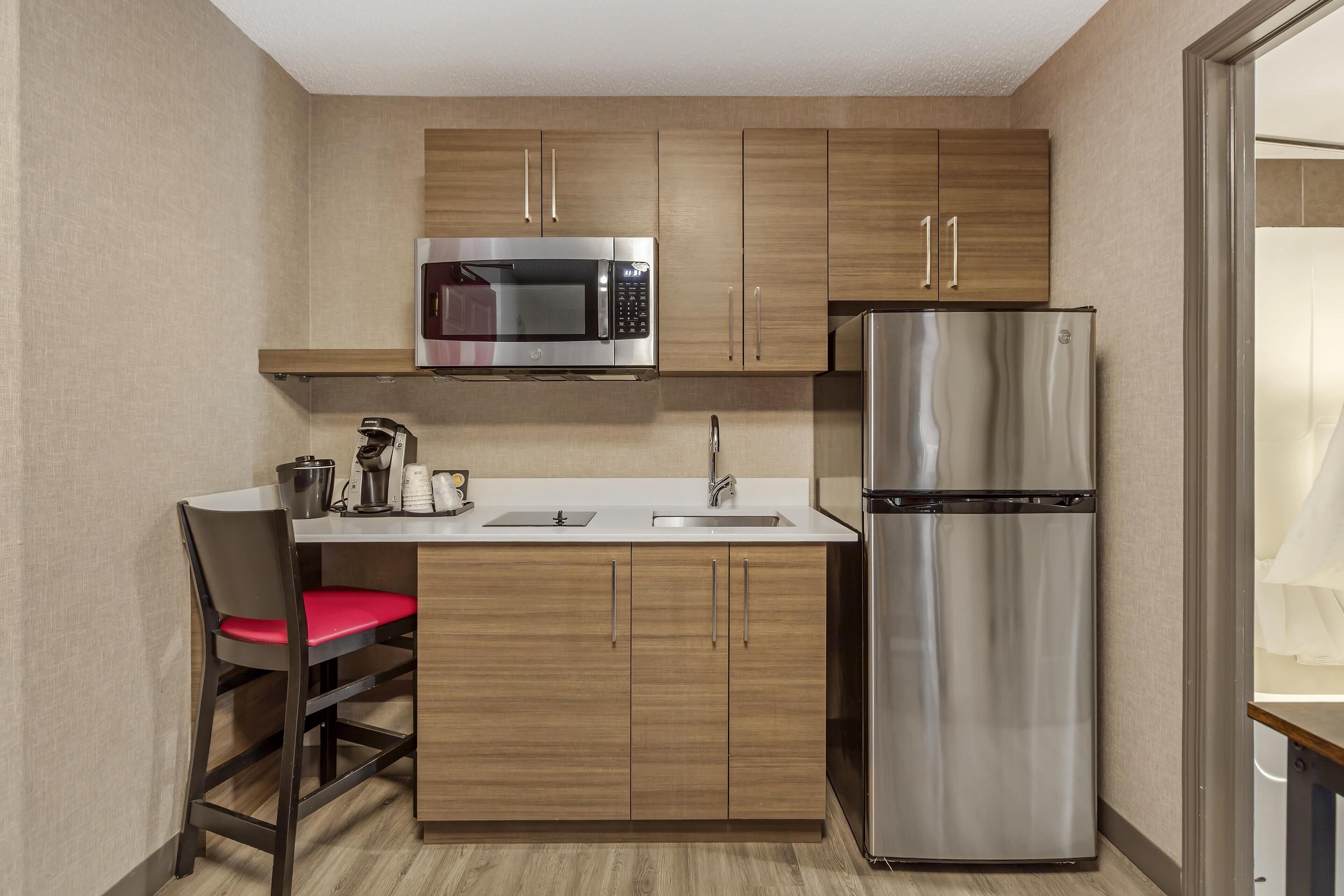 Photo - Best Western Plus West Edmonton