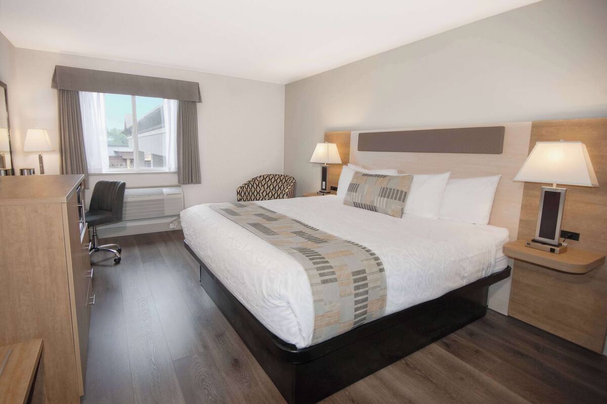 Zimmer, 1 King-Bett (Coast King)