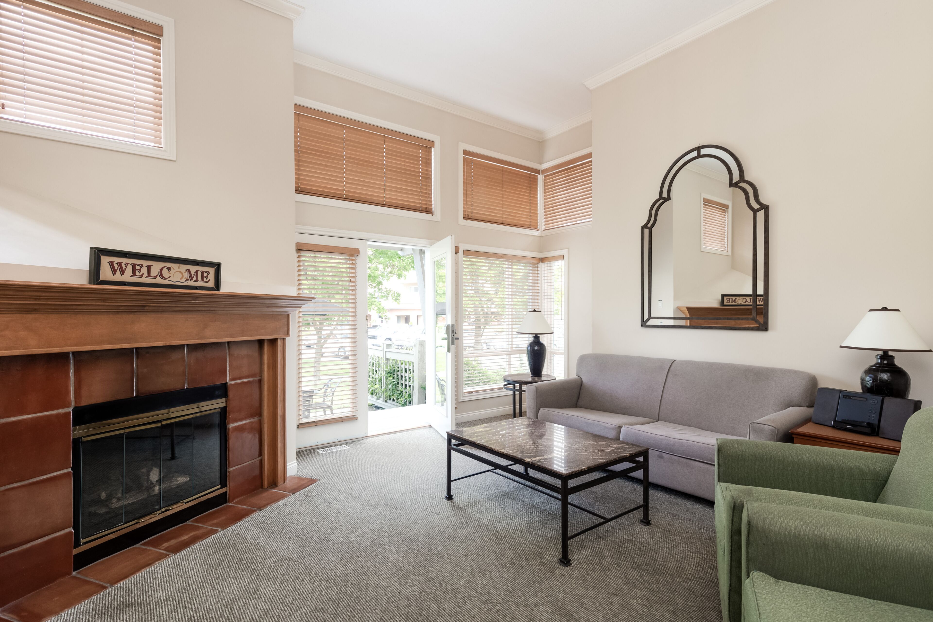 27-inch plasma tv with digital channels, tv