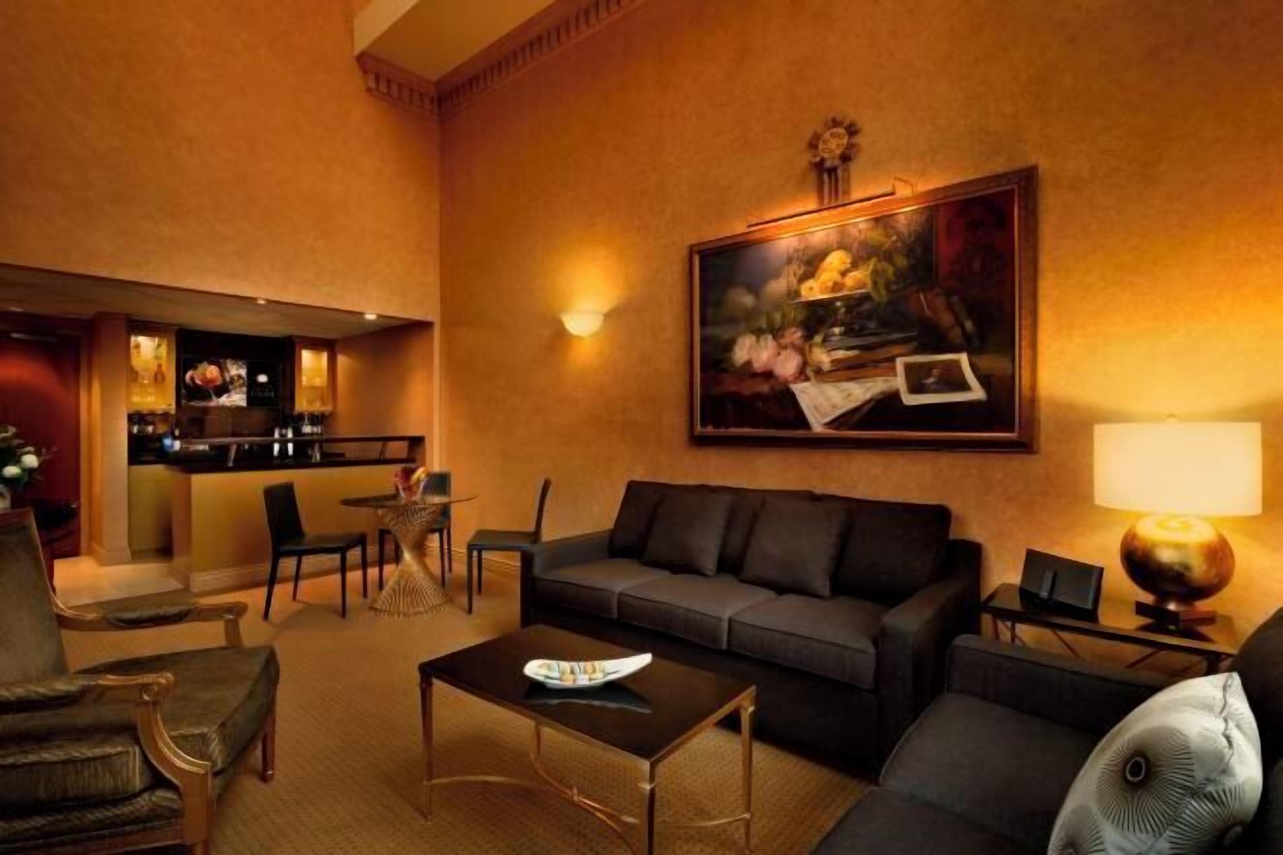 Living area | 42-inch flat-screen TV with digital channels, TV, pay movies