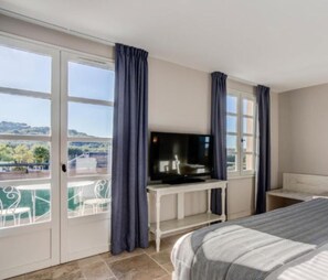 Suite, terrasse, vue sur la mer | Vue de la chambre