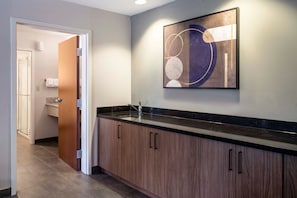 1 bedroom, desk, laptop workspace, blackout curtains