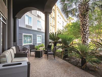 La Quinta Inn & Suites by Wyndham Austin Airport