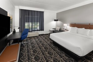 Habitación, 1 cama de matrimonio grande, no fumadores | Colchones con acolchado adicional y escritorio