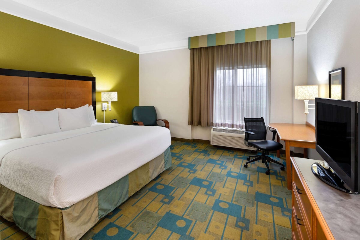 Hochwertige Bettwaren, Pillowtop-Betten, Schreibtisch