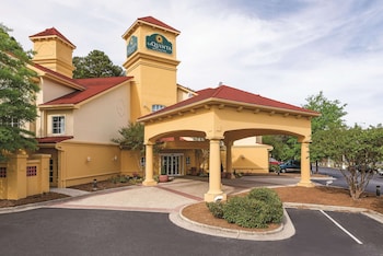 La Quinta Inn & Suites by Wyndham Univ Area Chapel Hill
