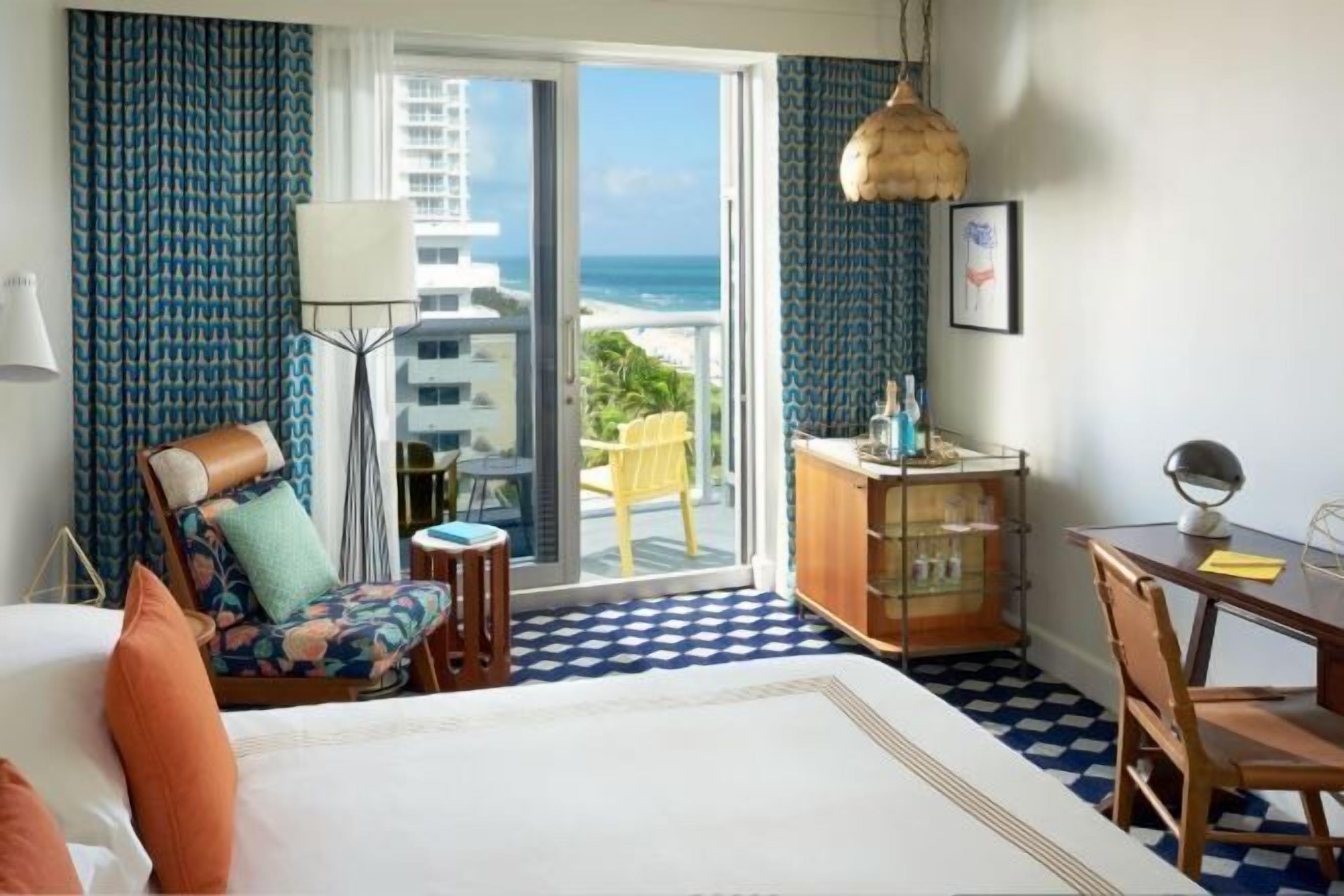 Premium bedding, down comforters, in-room safe, desk