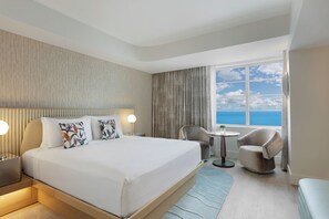 Roba de llit d'alta qualitat, cobrellits i caixa forta a l'habitació