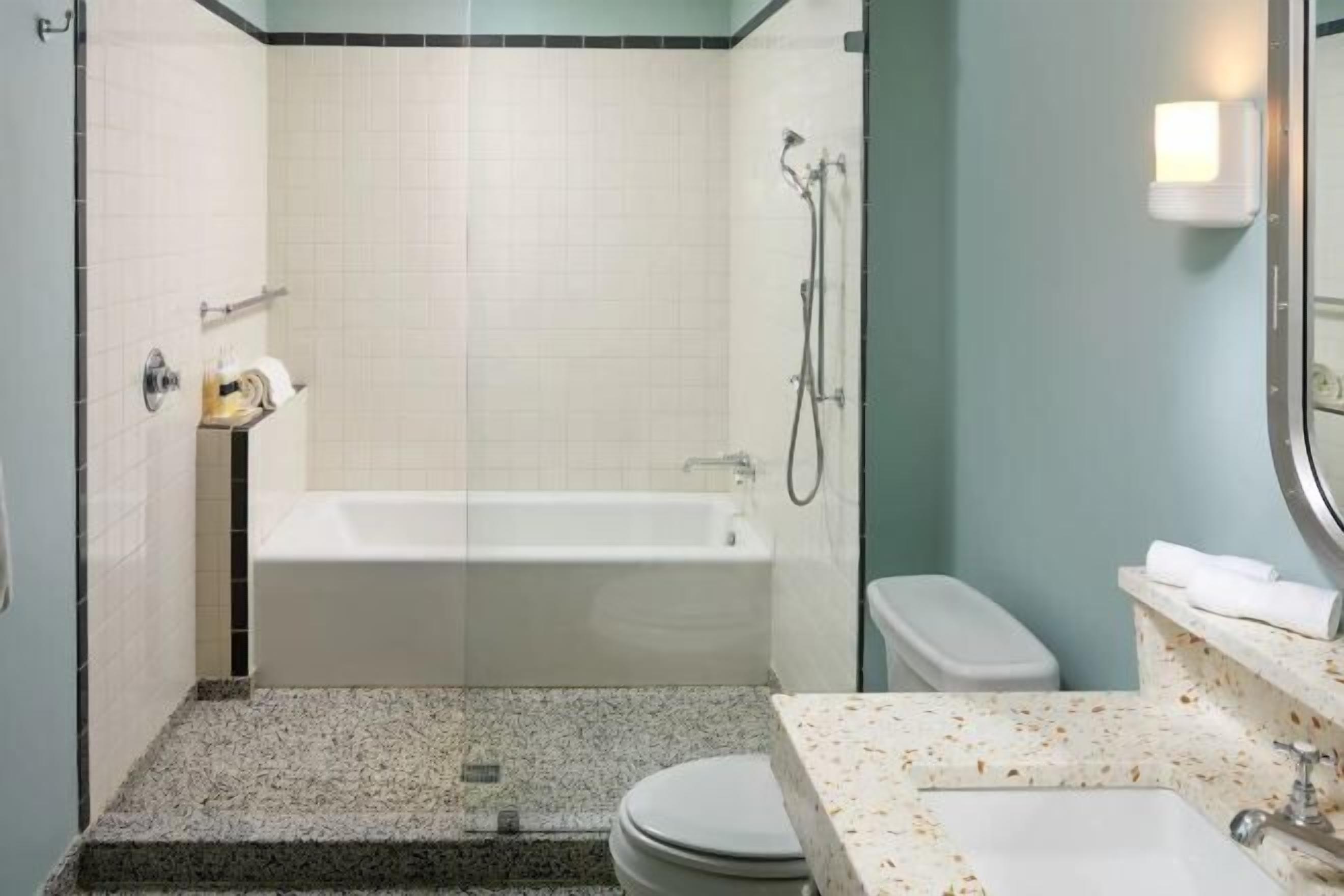 Rainfall showerhead, free toiletries, hair dryer, bathrobes