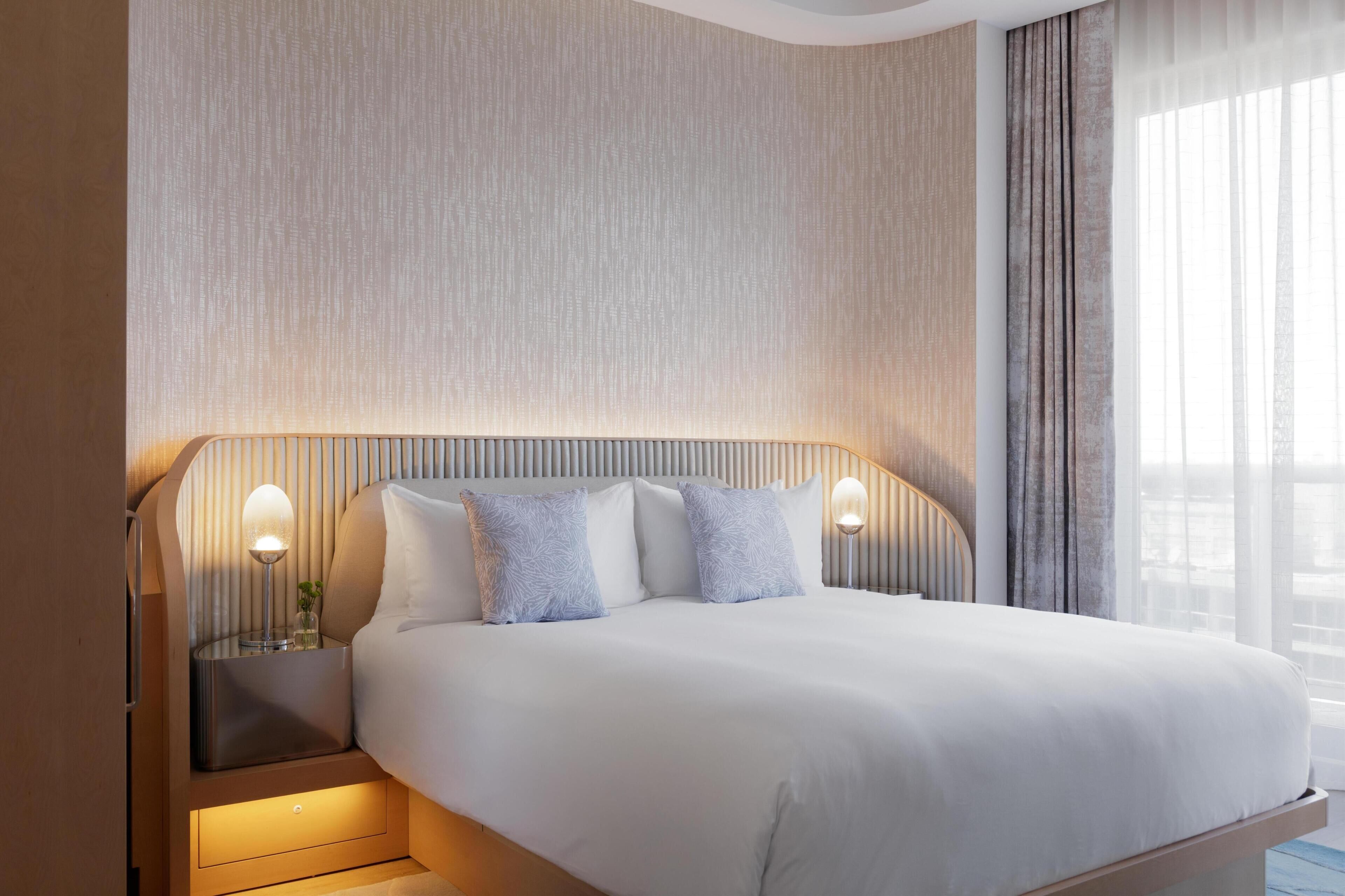 Suite, 1 Bedroom, Balcony (Ocean Vista) | Premium bedding, down comforters, in-room safe, desk