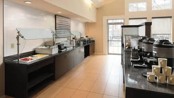 Desayuno buffet incluido todos los días