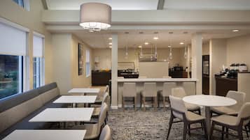 Colazione a buffet inclusa, servita tutte le mattine