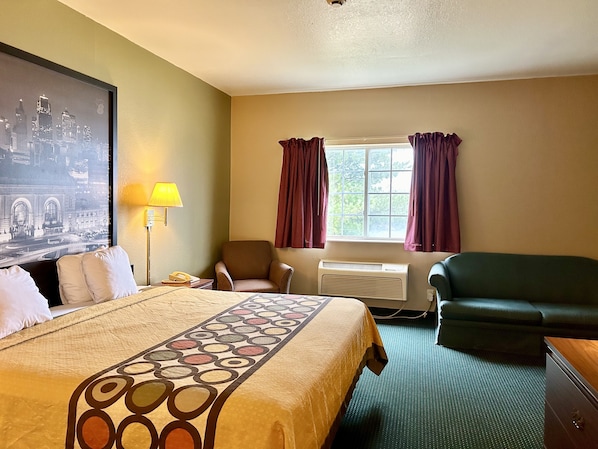 Suite, 1 King Bed, Non Smoking