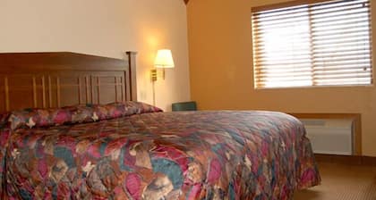 Best Rest Inn & Suites
