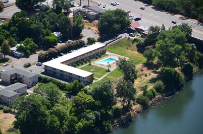 Travelodge by Wyndham Red Bluff South of Redding