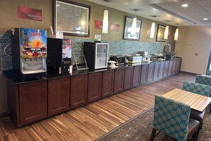 Free daily buffet breakfast 