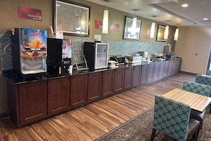 Free daily buffet breakfast