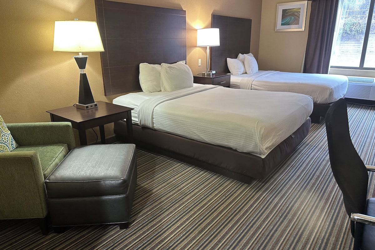 hypo-allergenic bedding, individually furnished, desk, laptop workspace