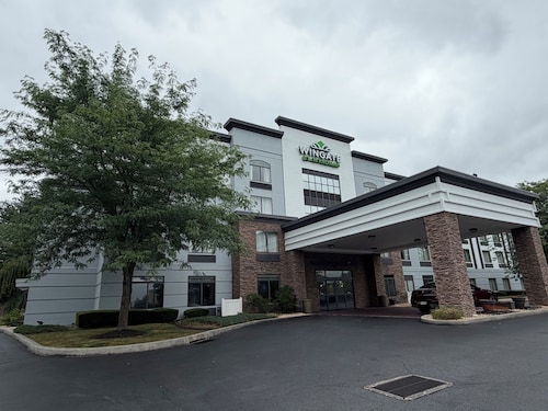 Wingate by Wyndham Harrisburg Near Hershey