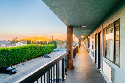 Gateway Inn Gardena