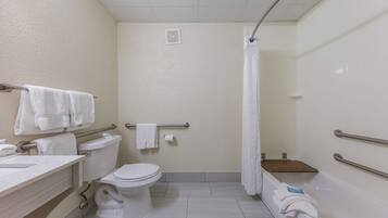 Room, 2 Queen Beds, Accessible Bathtub (Mobility) | Bathroom | Free toiletries, hair dryer, towels